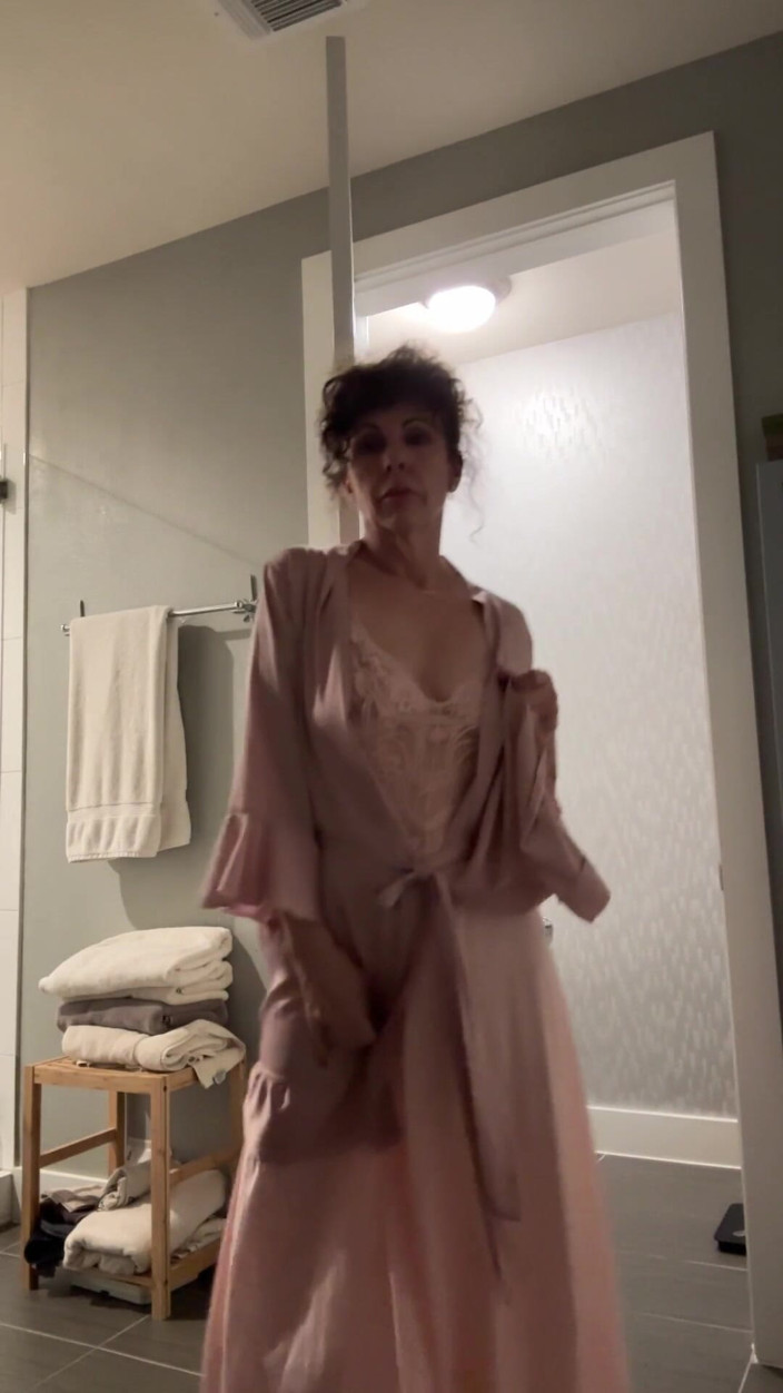 YourFavoriteMommy: Compilation of Phone Vids