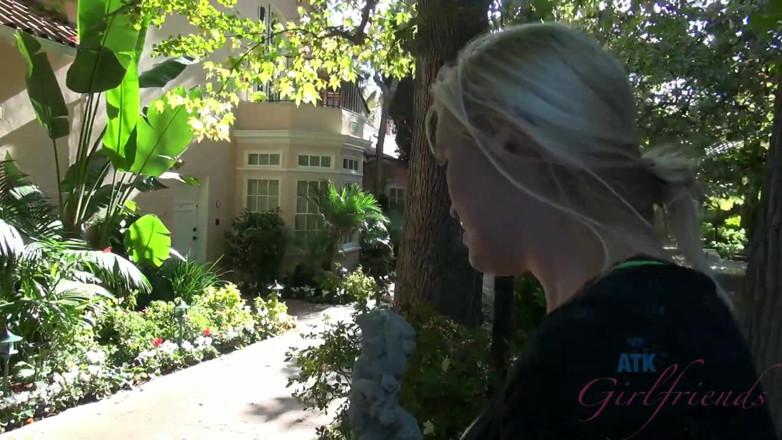 ATK Fans (Girlfriends): Virtual date in a hotel with Amanda Bryant 3/3