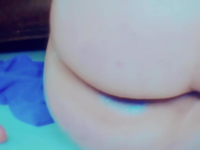 TheBaambee: Baambee home alone