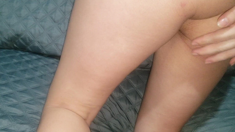Wil9727: Virgin step sister shows her pussy first impression