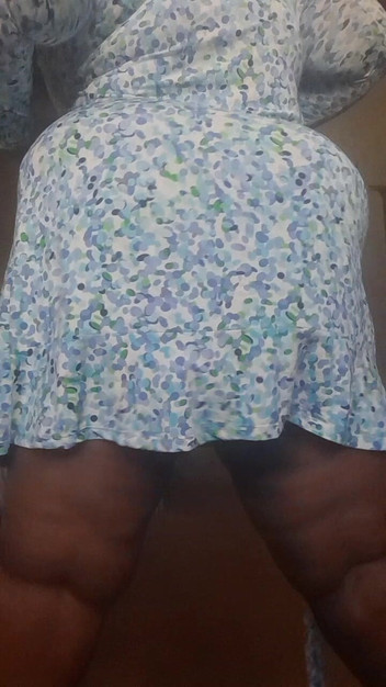 Gina sexy: Twerking röv och finger jävla