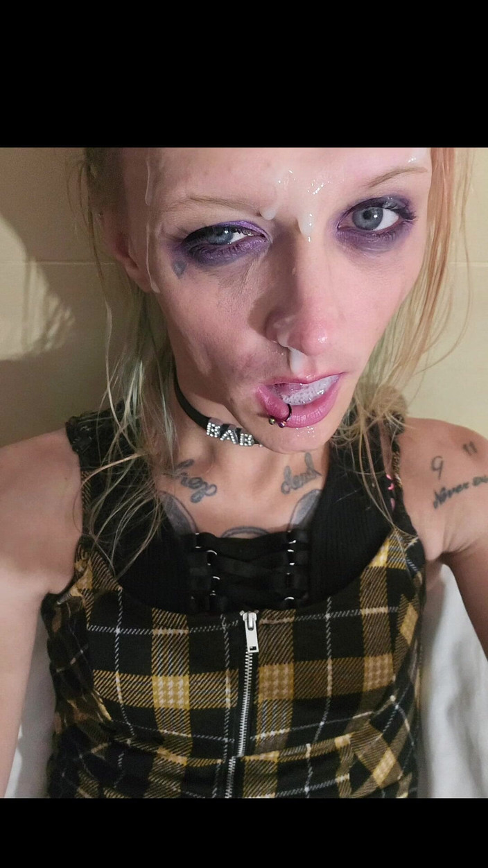 Lynn Kaotik: Pokryto mrdkou