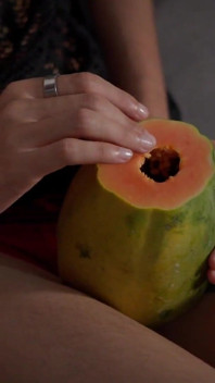 Gemenele asiatice însămânțează o papaya suculentă - futai cu înregistrare de acasă cu Fleshlight