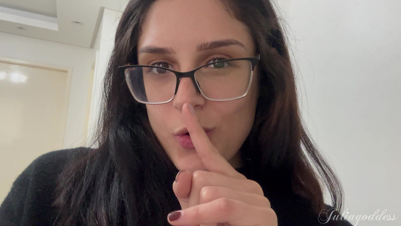 Shamelesscouple: 巨人女神收缩你 - 第一人称视角崇拜，羞辱