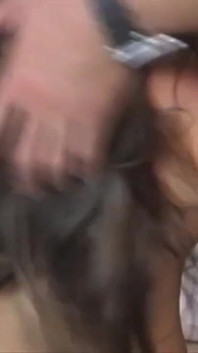 Questa miLF bionda calda con grandi tette morbide ama il sesso anale e ama ricevere sborra calda