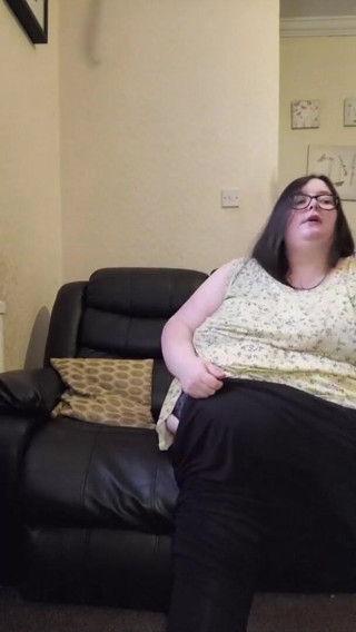 SSBBWLadyBrads: Pranzo chippy per la mia pancia