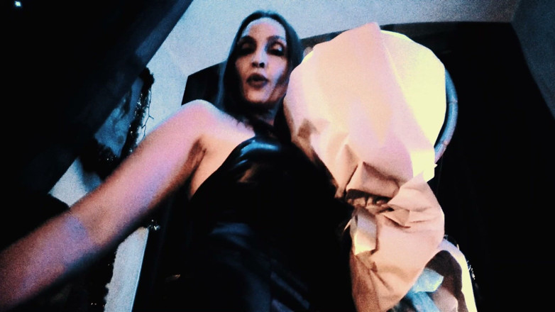 Eva Latexxx: Hot Fetish Leather Big Ass Mistress Eva Latex BDSM Solo...