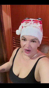 Свята тривають