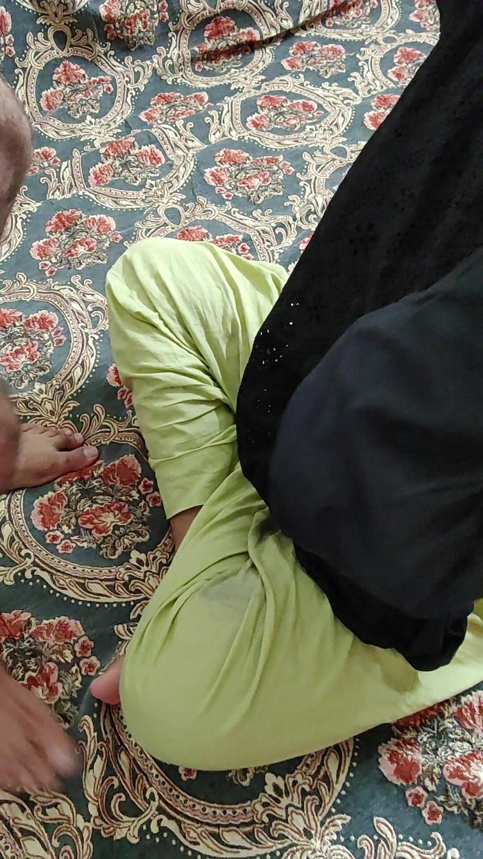 Lust_Yasmin_khan: 美丽的热辣女孩深喉并被小，热门的XXX视频