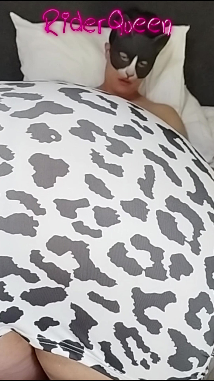 Riderqueen BBW Step Mom Latina Ebony: Chupar polla en perrito