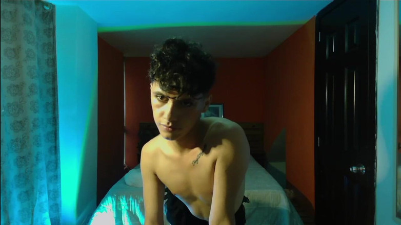 Artesensual: Femboy Svádění Stíny touhy