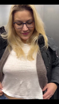 Please Leave an Honest Comment Under This Video About What You Would Do if the Elevator
