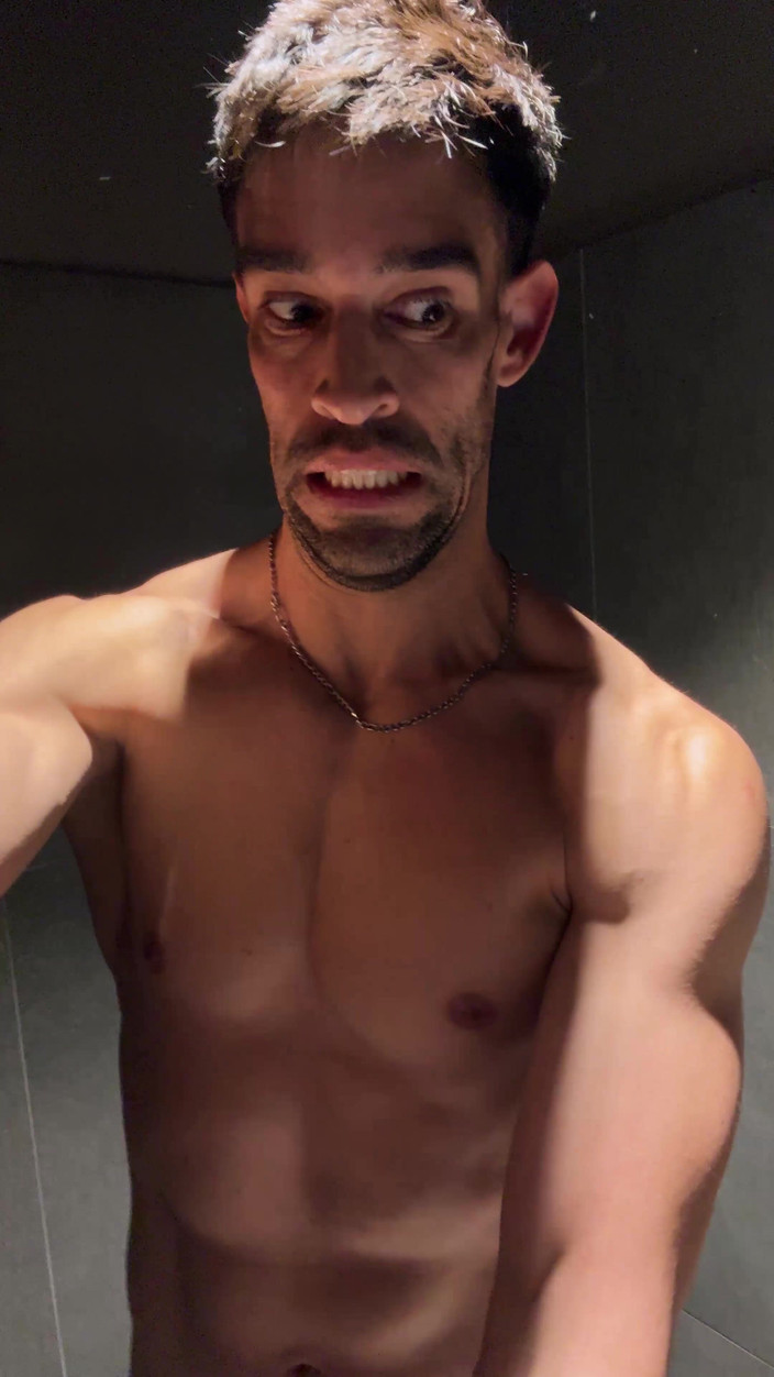 Paul Williams: 화장실 노출