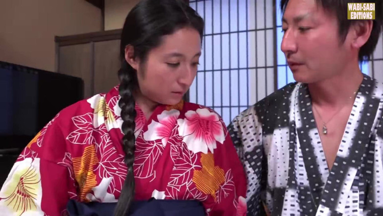 MILF, Wabi-Sabi Editions: Teatro Erótico - um Encontro Sensual com uma Graciosa Proprietária - cena .2