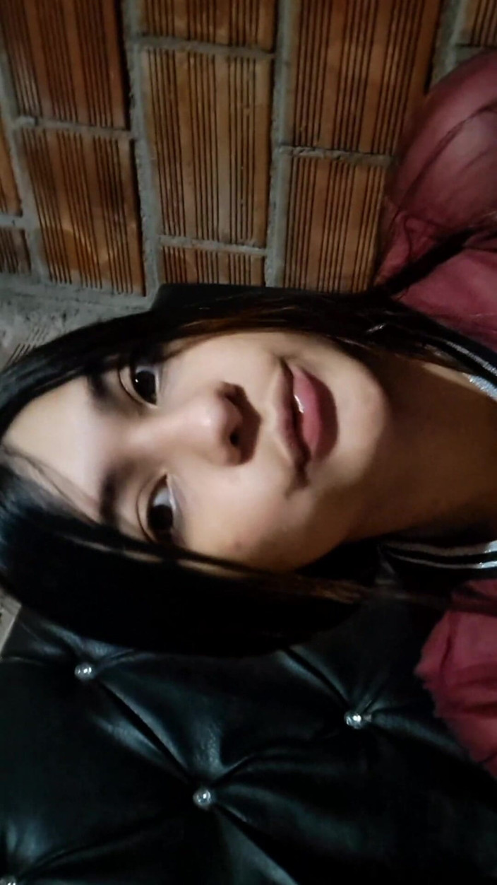 Yulieth Gomez: Yulieth Gomez Masturbates Her Pussy