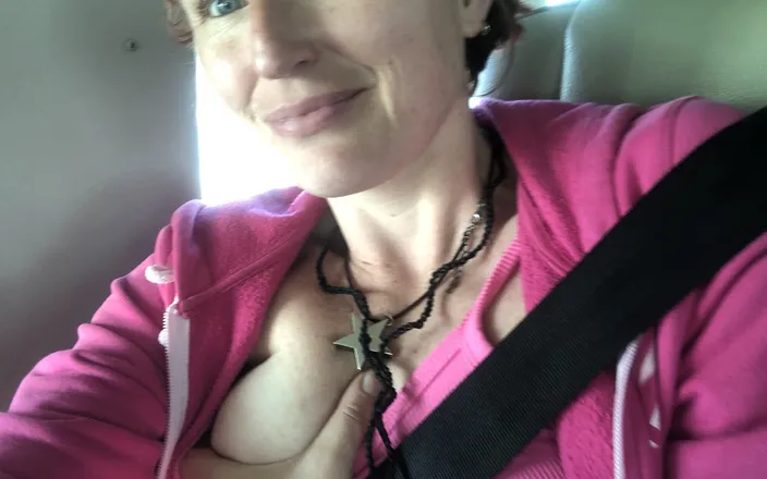 MistressWriggler: Giving Fellow Plane Passengers Their Very Own Live Show! if...