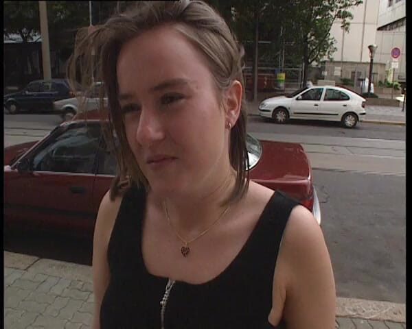 YOUR FIRST PORN: intarn anna - jarman sarkon par sanpark kiya.