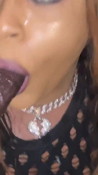 Sexgodpicasso fode Detroit Tranny Roxanne Rocha