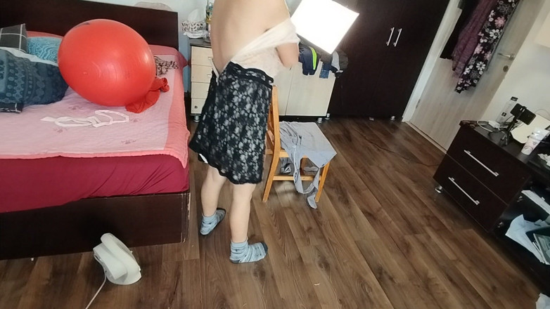Mirsur: Sexy Latina Tries on and Cuts Clothes - Sexy Latina with...
