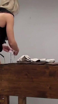 Claudie şaplak makinesi - çıplak sırt kırbaçlama