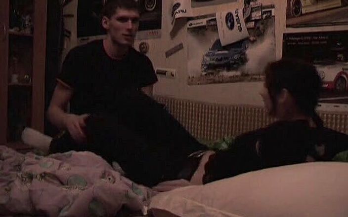 Young Libertines: Teen couple fucking