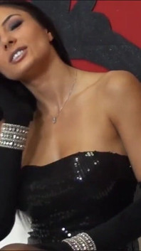 Sofia Cucci live web will Sie so viel wie möglich genießen lassen