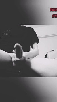 Joven Inexperto De Enorme Polla
