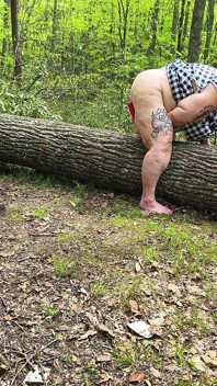 Coño agradable árbol log chorros gordas