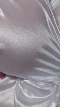 These Big Tits Will Drive You Crazy! Chubby MILF Shows off Her Mature Natural Boobs in Close-up