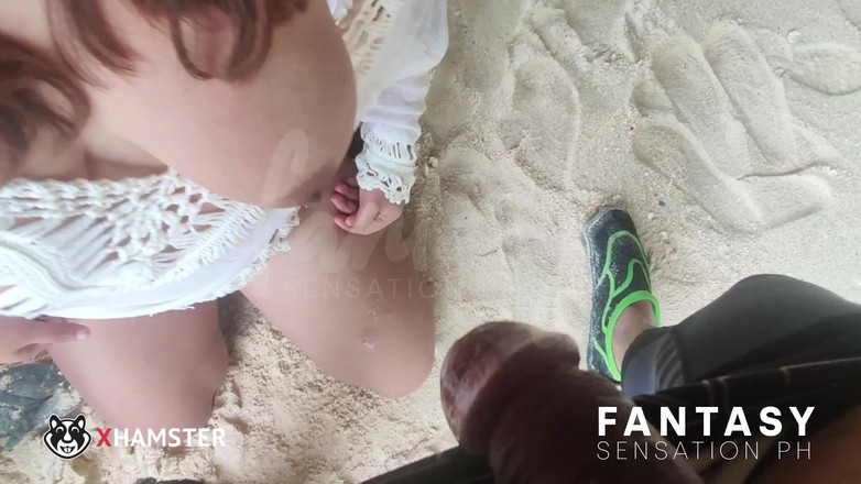 Pinay Wild Fantasy: Una moglie filippina arrapata si fa una scopata in spiaggia...