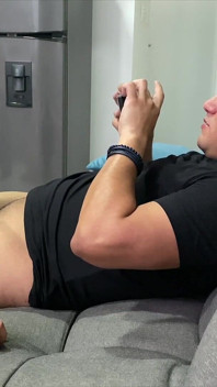 Wie man porno mit zwei sexy mädchen macht - wilder doppelter blowjob pOV aus dem seitenwinkel