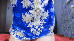 Kitty_Cross: 甜美的 femboy 玩弄丝质头发