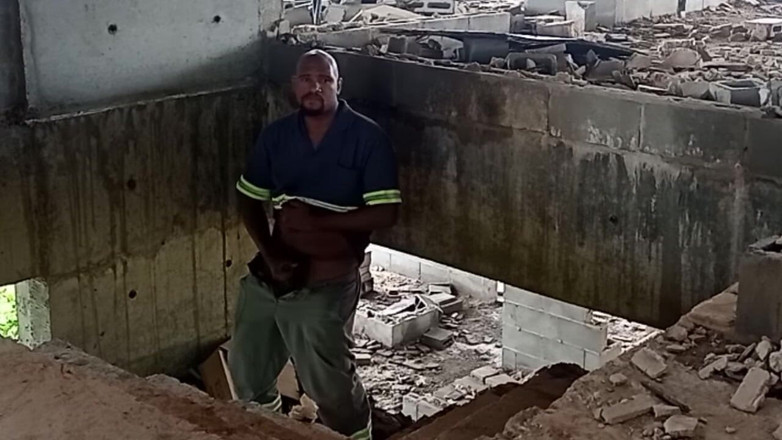 TheBlacKHunterr: Masturbace ve stavebnictví