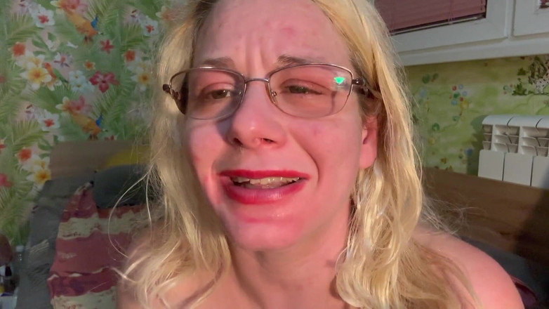 Putarankahotmilf: Curvă căsătorită îndrăgostită de fiul ei vitreg negru, cerșește o pulă...