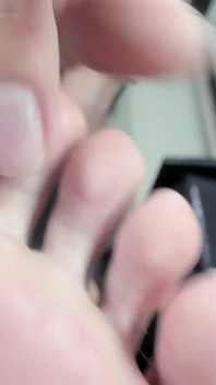 Dusty Toes