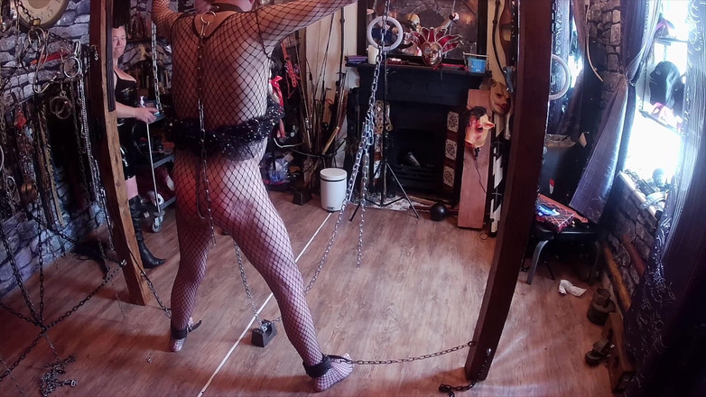 Aaexperiencesltd: Parte 3: Domina Satana e Escravo Andrew