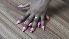 Solo Austria: Murzynka paznokcie dłoni i palców fetysz