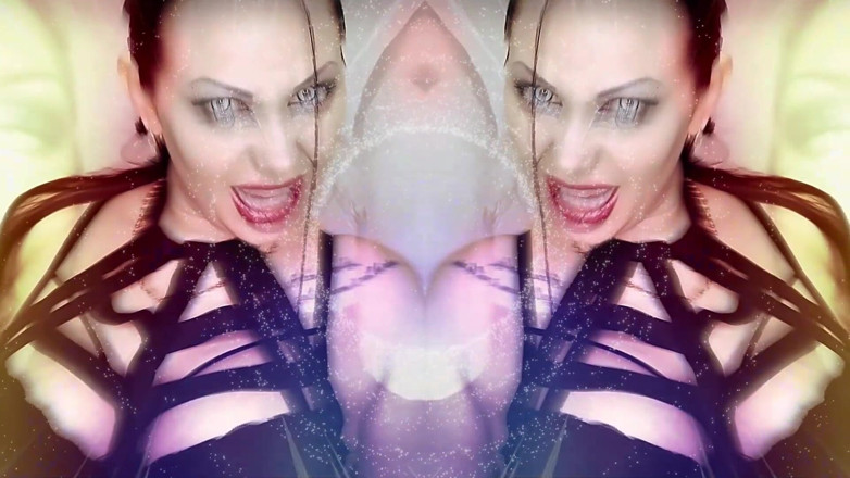 Goddess Misha Goldy: Hipmeryzujący ASMR i kontakt wzrokowy! Moje usta przenikną do twojego...