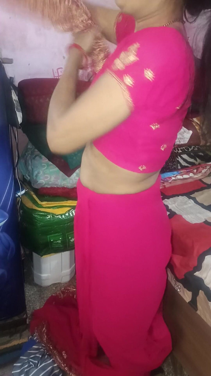 Nightqueen---7838: Bhabhi Ji szedł gdzieś gotowy i zrobiłem wideo i uprawiałem...
