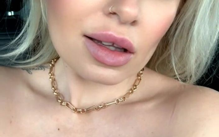 Robyn Quinn: Car Wash Video 1
