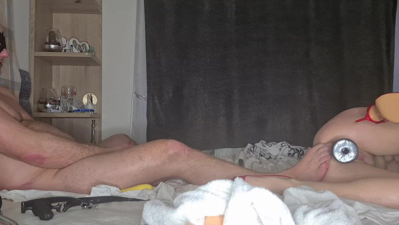 Anal Fetish Couple: Ultimo sesso del giorno con un enorme dildo nella sua...