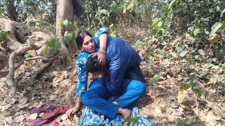 Sona bhabhi: Indian Village Sex Video, Indian Girl Big Boob Press by...
