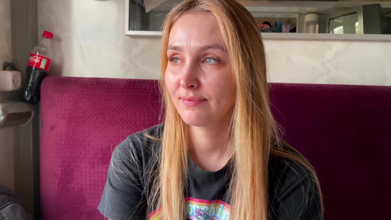 Alina Rai: Un coleg călător futut în tren... -Ai soț? Da! Doamne, ce am...