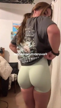 18yo Influencer Flashes Hairy Pussy on Tiktok *embarassed*