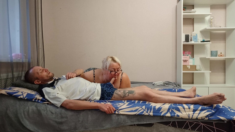 Zona901: 오럴에서 새엄마까지 입에 사정