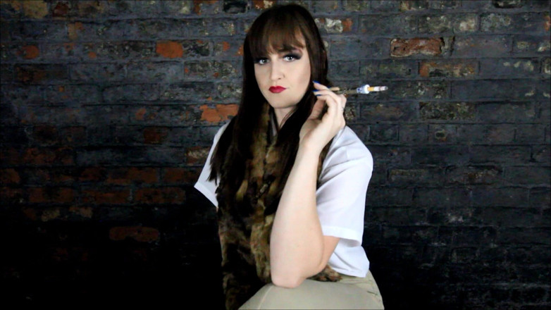 Vivienne l'Amour: Vivienne L'amour - Smoking Fettish