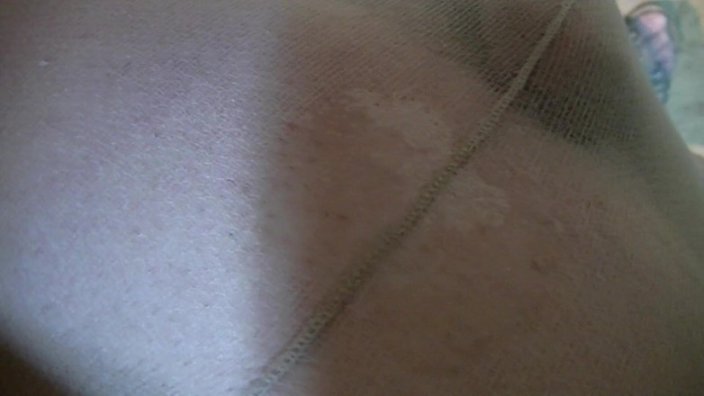 Mark Hannes: Hrb v nylonové těsné masturbaci