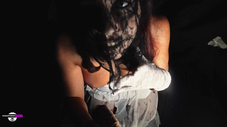 Radio Porno Panda: Karısının Cadılar Bayramı'nda oral seksi