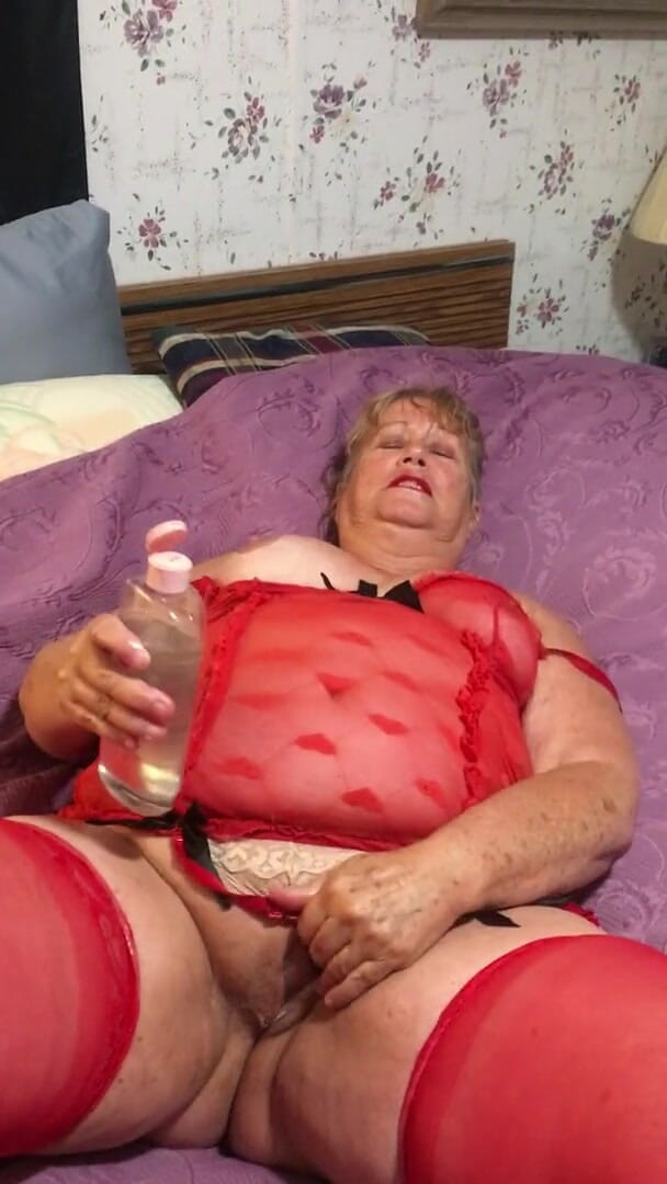 Big Ass 4 U: Versaute nikki verführt und neckt für tabu-fick