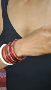 हॉट भारतीय भाभी सेक्स का मजा ले रही है